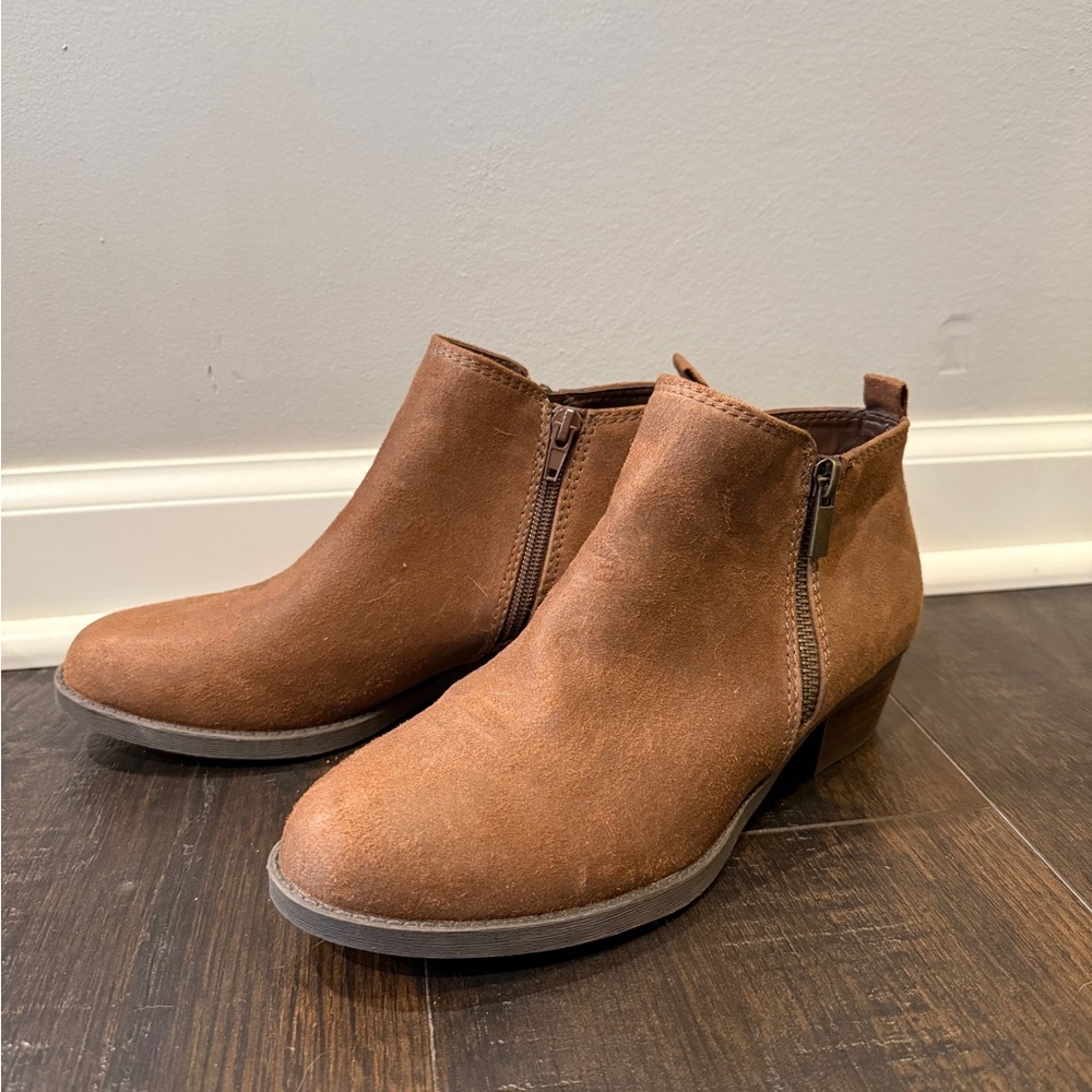 Carlos by Carlos Santana Tan Ankle Booties